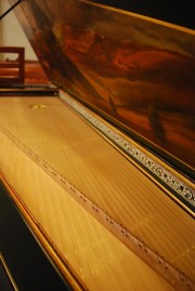 Vue en perspective du clavecin de G. Cattin. Cliché personnel