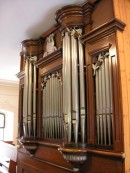 Vue de la façade de l'orgue de l'église de Saulcy. Cliché personnel