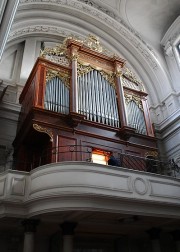 L'orgue en contre-plongée. Cliché personnel