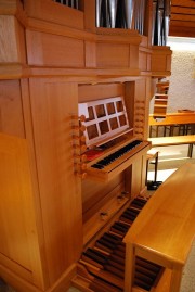 Vue de la console de l'orgue. Cliché personnel