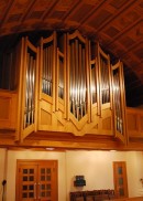 Vue de l'orgue Ayer de l'église de Saint-George (Vaud). Cliché personnel (fin nov. 2010)
