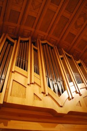 Vue de l'orgue en contre-plongée. Cliché personnel