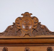 Autre détail d'une boiserie: datée de 1842. Cliché personnel
