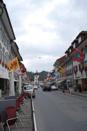 La rue principale du bourg ancien. Cliché personnel