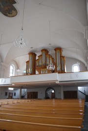 Vue intérieure en direction du grand orgue Metzler. Cliché personnel