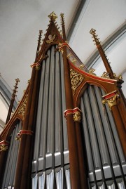 Vue partielle du buffet droit de l'orgue. Cliché personnel