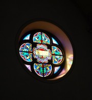 Autre vitrail décoratif néogothique. Cliché personnel