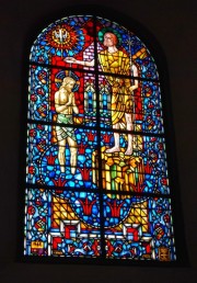 Vitrail du baptême du Christ (par A. Schweri et L. Halter, 1925). Cliché personnel