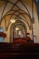 Vue intérieure avec l'orgue dans le choeur. Cliché personnel