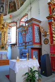 L'orgue Abbrederis (1690) dans le choeur (volets fermés). Cliché personnel