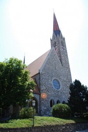 Vue de l'église St-Laurent de Schaan. Cliché personnel (juill. 2010)