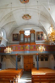 Vue intérieure de la nef en direction de l'orgue. Cliché personnel