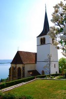 Vue de l'église au-dessus du lac. Cliché personnel