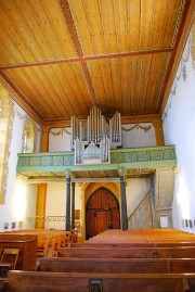 Vue intérieure en direction de l'orgue. Cliché personnel