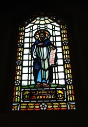 Vitrail: saint Bernhard. Cliché personnel