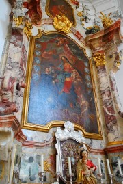Vue d'un autel dédié à Marie, à gauche avant le choeur. Cliché personnel