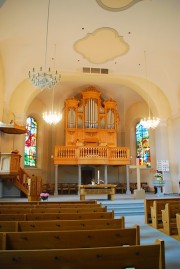 Vue de la nef en direction du choeur et de l'orgue. Cliché personnel