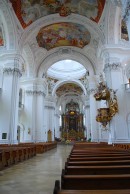 Vue de la nef baroque de Weingarten. Cliché personnel