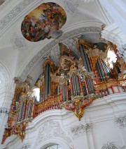 Belle vue de l'orgue en contre-plongée. Cliché personnel