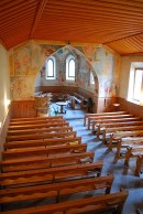 Vue de la nef et du choeur peint (vers 1500) depuis la tribune. Cliché personnel