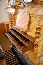 Console de l'orgue en tribune. Cliché personnel