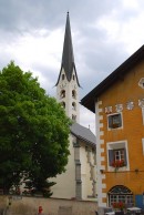 Vue de l'église de Zuoz. Cliché personnel