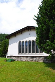 Vue de l'église catholique de Silvaplana. Cliché personnel (juillet 2011)