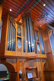 Le buffet du grand orgue en tribune. Cliché personnel