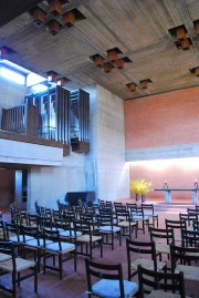 Vue de la nef et de l'orgue. Cliché personnel