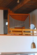 Vue de l'orgue Metzler de Duggingen, église catholique. Cliché personnel (mars 2012)