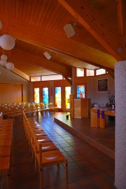 Le choeur de l'église en vue longitudinale. Cliché personnel