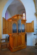 Orgue de choeur Cattiaux. Cliché personnel (mai 2012)