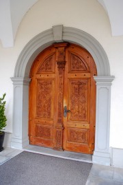 La porte d'entrée de cette superbe église. Cliché personnel