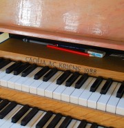 Signature de l'orgue. Cliché personnel