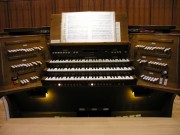 Salle de Musique, la console du Grand Orgue. Cliché personnel