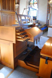 Vue de la console de l'orgue. Cliché personnel