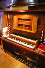 La console en fenêtre de l'orgue. Cliché personnel