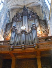 Vue du grand orgue en contre-plongée. Cliché personnel