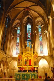 Vue du choeur de cette Cathédrale: maître-autel de Edwin Abbey. Cliché personnel