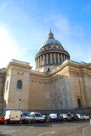 Le Panthéon depuis le parvis de St-Et.-du-Mont. Cliché personnel (nov. 2012)