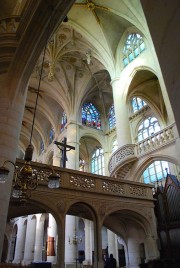 Elévation vers l'entrée du choeur avec le jubé. Cliché personnel