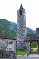 Autre vue extérieure de l'église. Cliché personnel