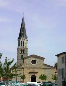 Vue de l'église. Crédit: http://www.svhermitage-valence.cef.fr/spip.php?article925