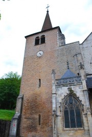 Vue extérieure de la Collégiale. Cliché personnel: 8 juin 2013