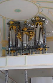 Vue de l'orgue au buffet rococo. Cliché personnel