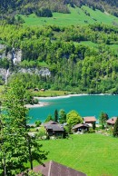 Paysage depuis le parvis, avec le lac. Cliché personnel