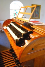 Vue de la console de l'orgue. Cliché personnel