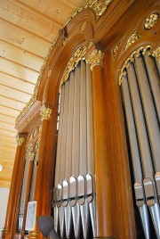 Le buffet de l'orgue en tribune. Cliché personnel