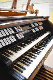 Vue de la console de l'orgue. Cliché personnel