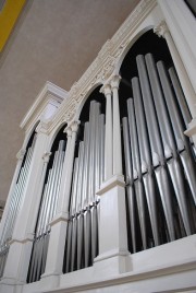 Vue de la Montre de l'orgue en tribune. Cliché personnel